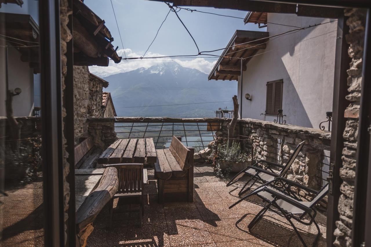 Appartamenti Montemezzo Le Case In Pietra Vista Lago Gera Lario Zewnętrze zdjęcie
