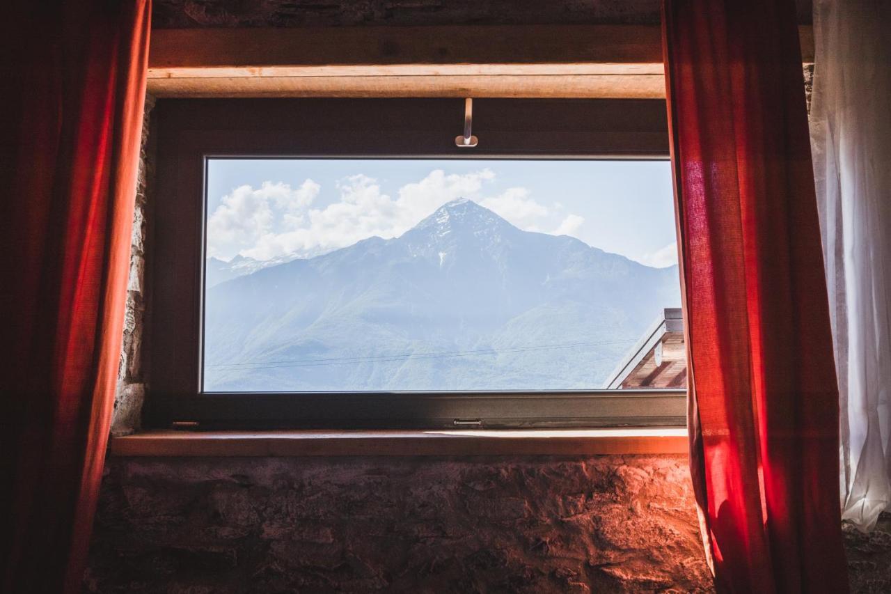 Appartamenti Montemezzo Le Case In Pietra Vista Lago Gera Lario Zewnętrze zdjęcie